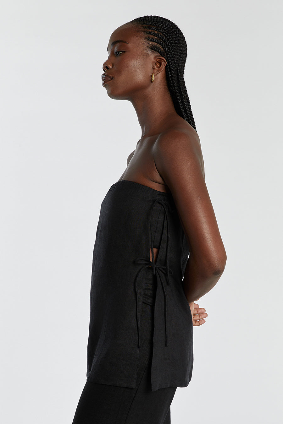 TORI BLACK LINEN STRAPLESS TOP