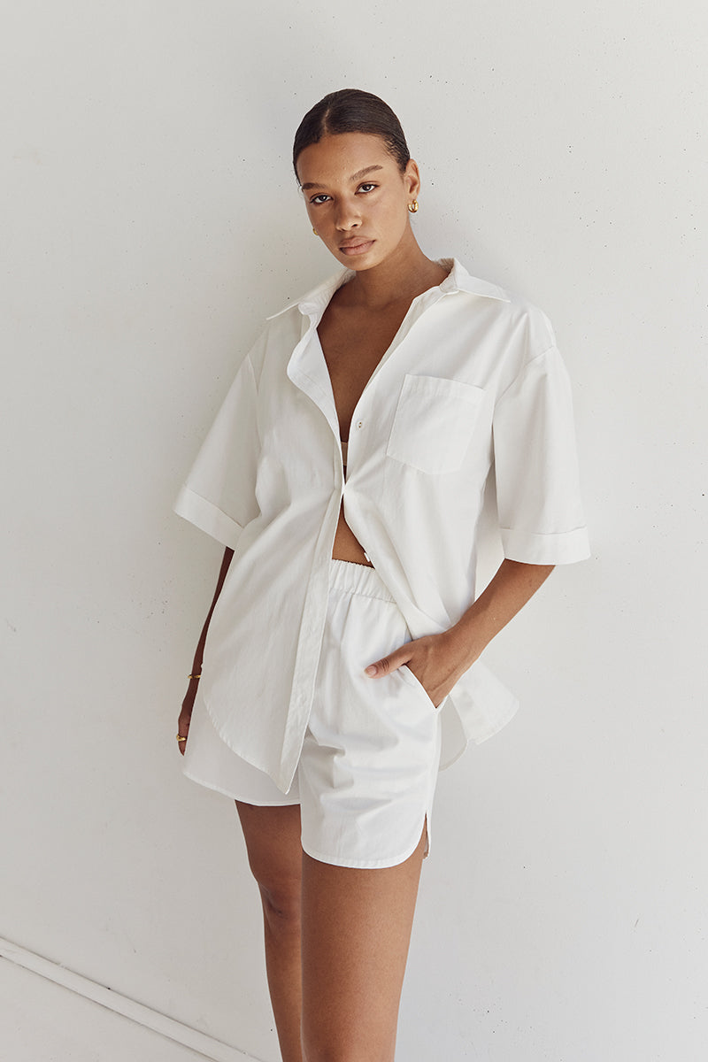 MAXIE WHITE COTTON SCOOP SHORT