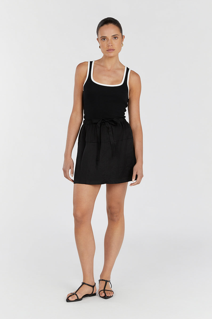 GINGER BLACK LINEN MINI SKIRT