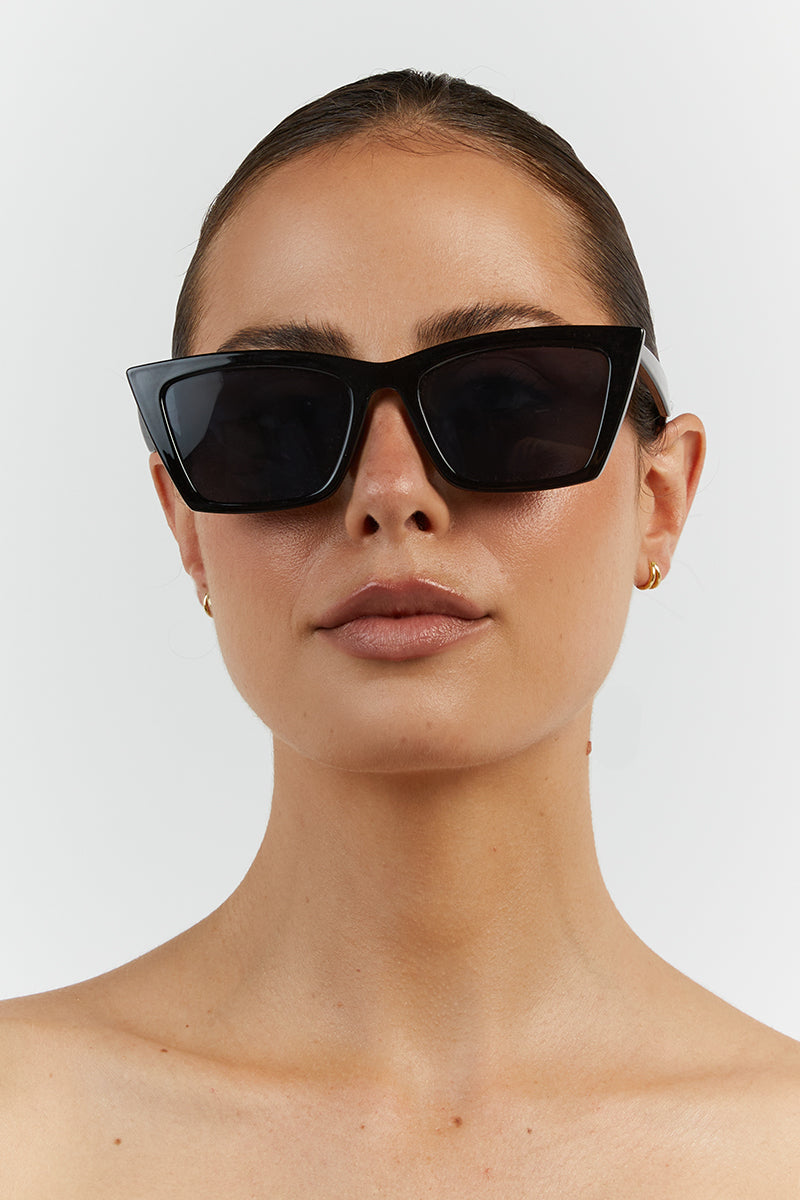 OLIVER BLACK CAT EYE SUNGLASSES