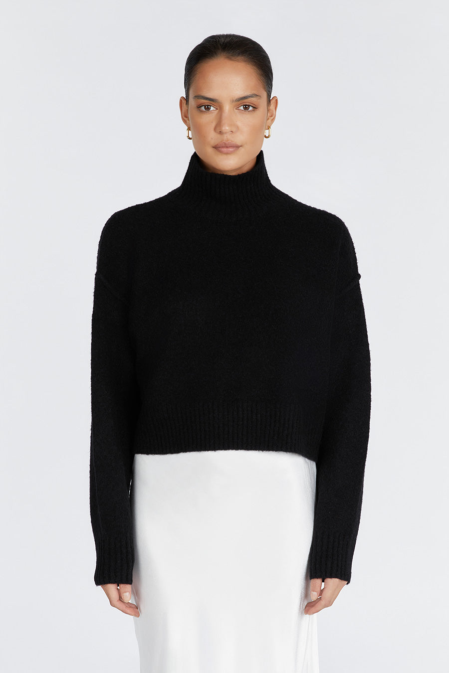 CLEO BLACK CROPPED JUMPER