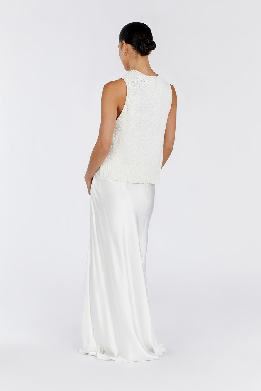 DION OFF WHITE BOUCLE CREW NECK TOP