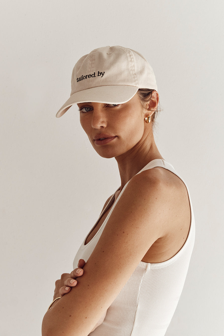 THE BALI TAILOR SIGNATURE CAP SAND