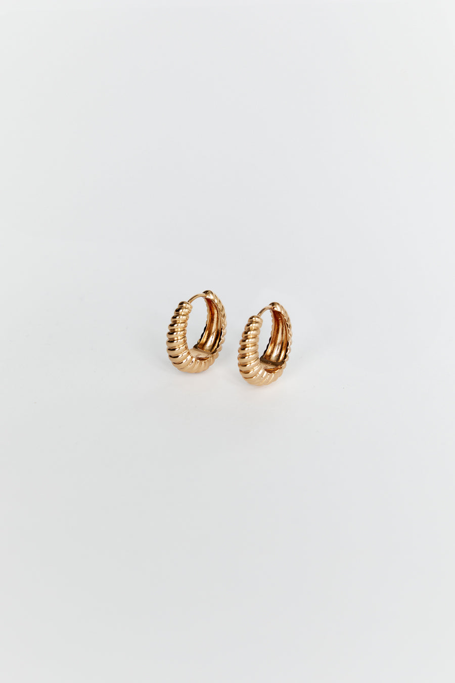 LUV AJ RIDGED MARABELLA GOLD HOOP EARRINGS