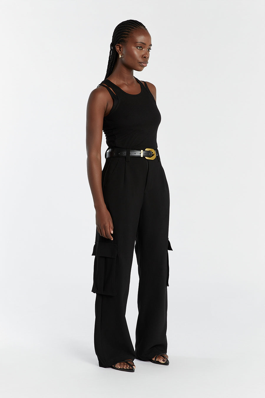 JUDE BLACK SLEEVELESS LAYER TOP