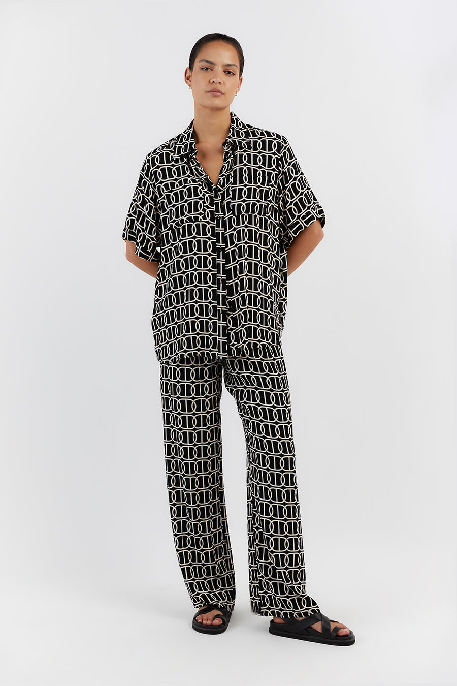 IZZIE CHAIN VACATION SHIRT