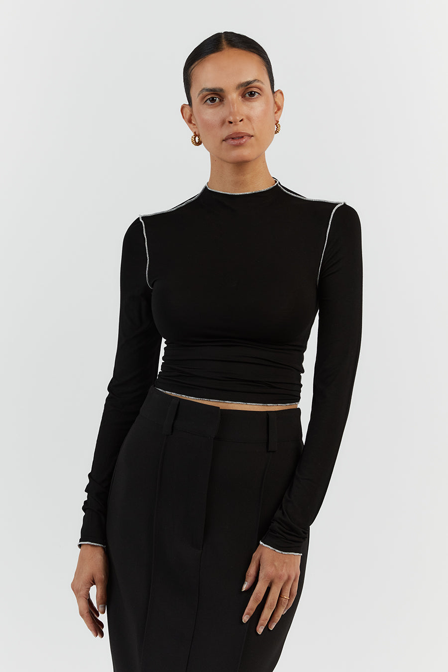 SOHO BLACK LONG SLEEVE TOP