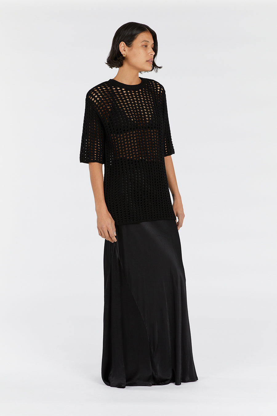 HUNTER BLACK CROCHET TEE