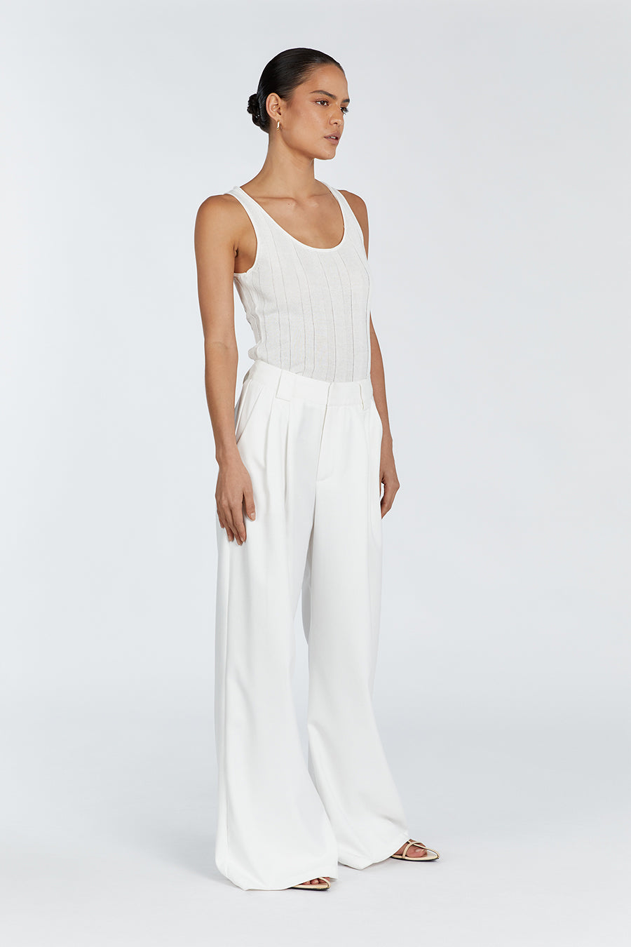 EDEN OFF WHITE SCOOP TANK