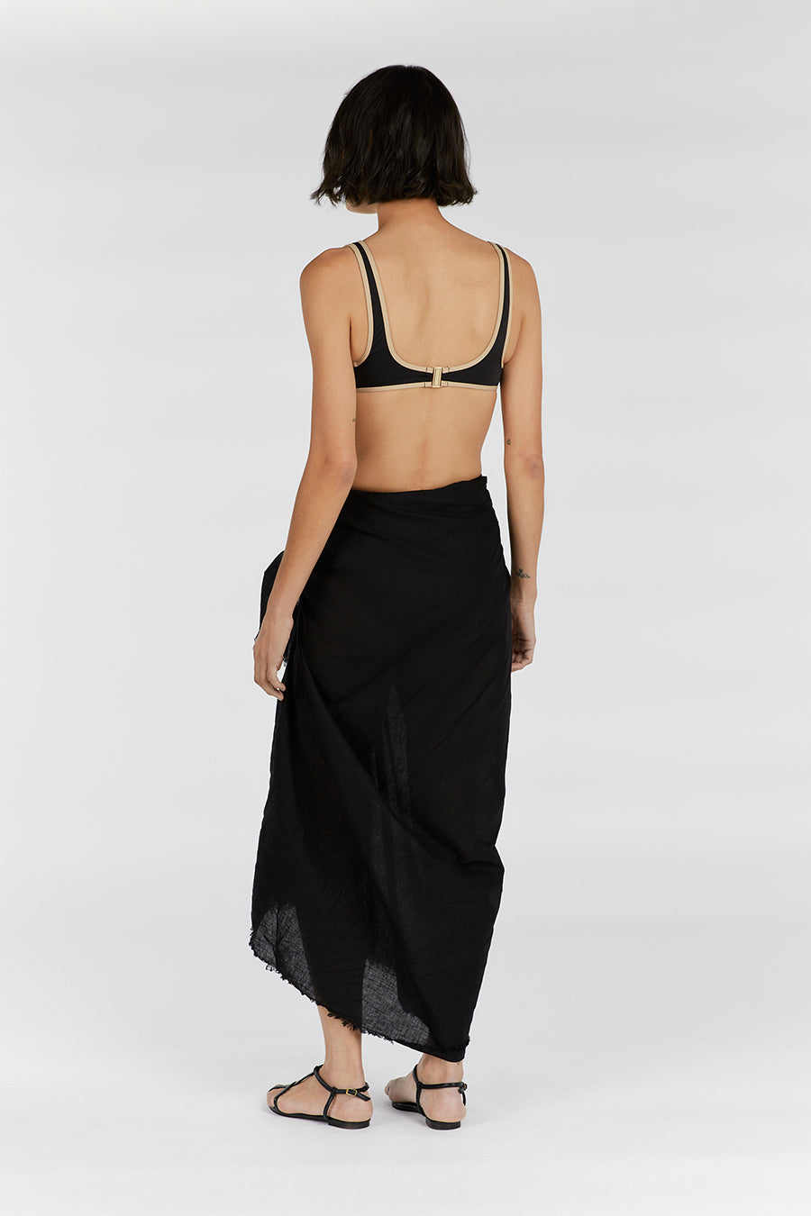 NOVA BLACK LINEN SARONG