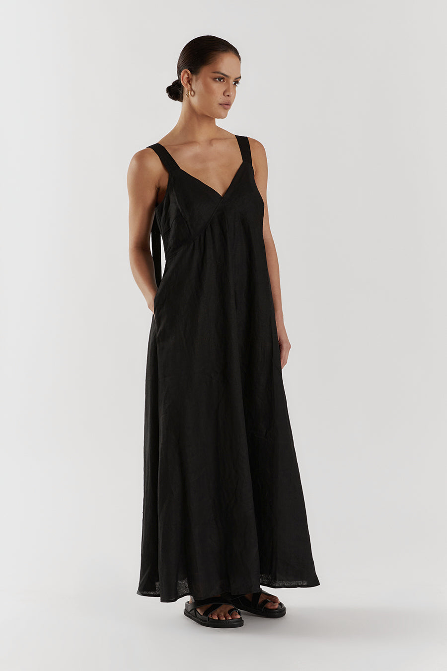 TIARNE BLACK LINEN MAXI DRESS