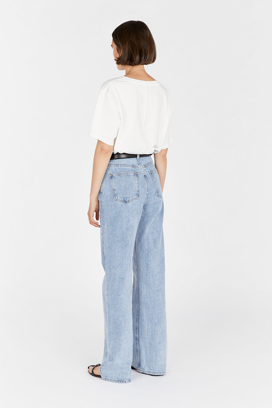 ALEXA BLUE HIGH RISE STRAIGHT JEAN