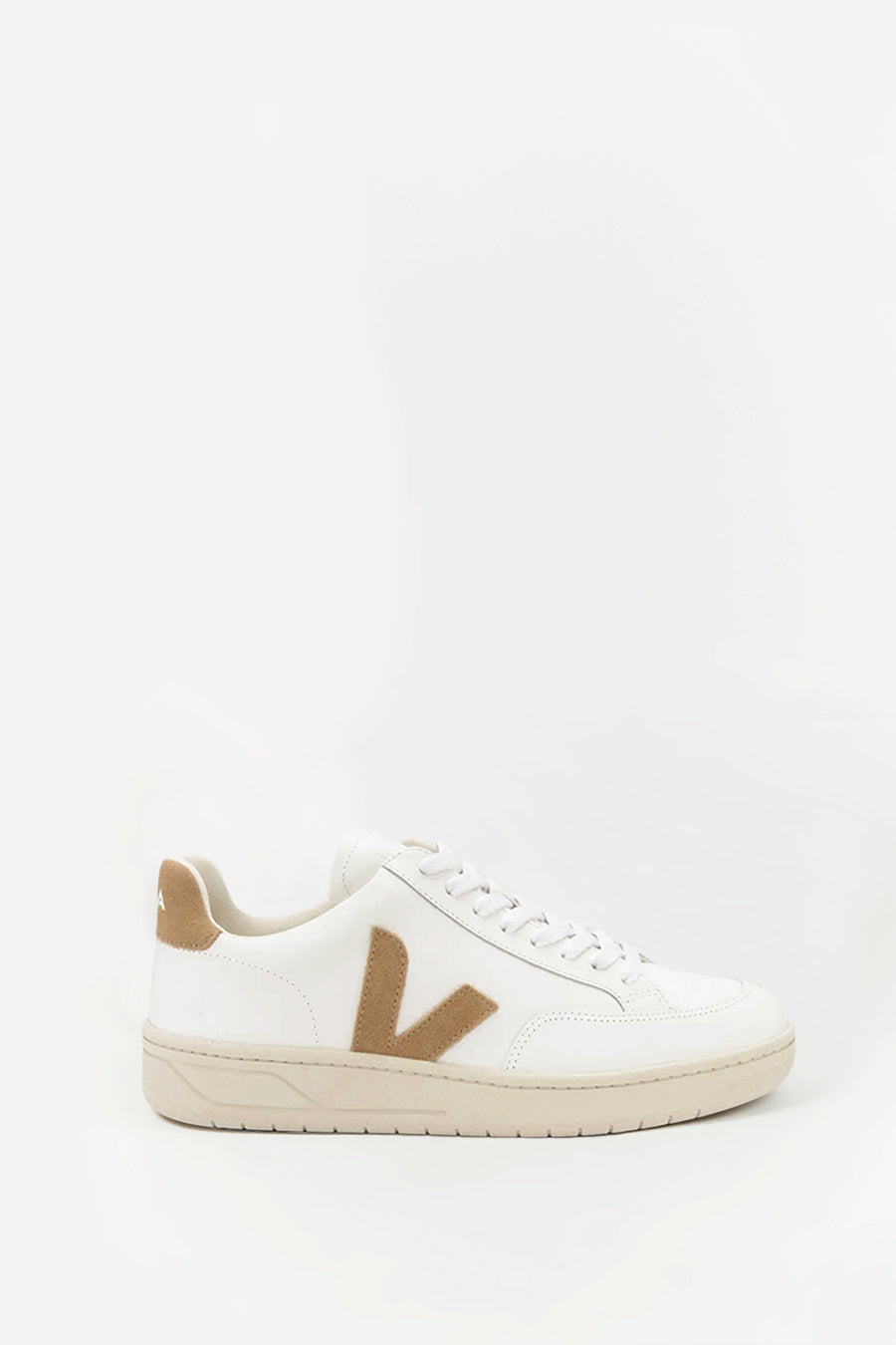 VEJA V-12 LEATHER EXTRA WHITE DUNE
