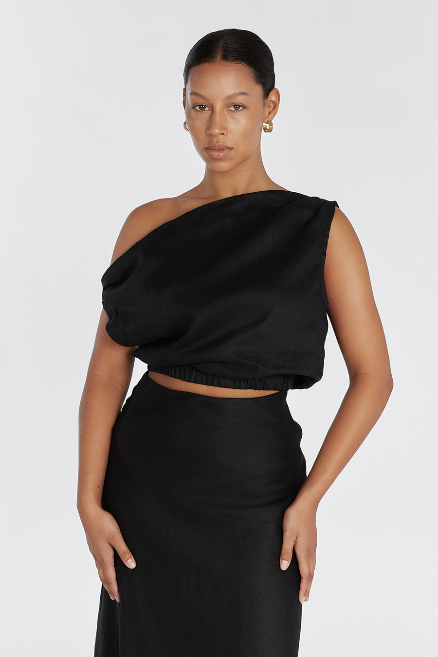 CASS BLACK LINEN CROP TOP