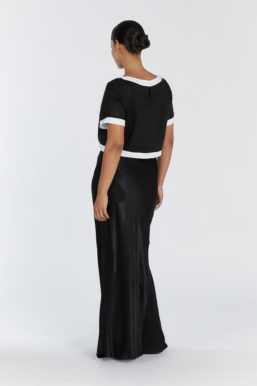 CARTER BLACK LINEN CROP TOP