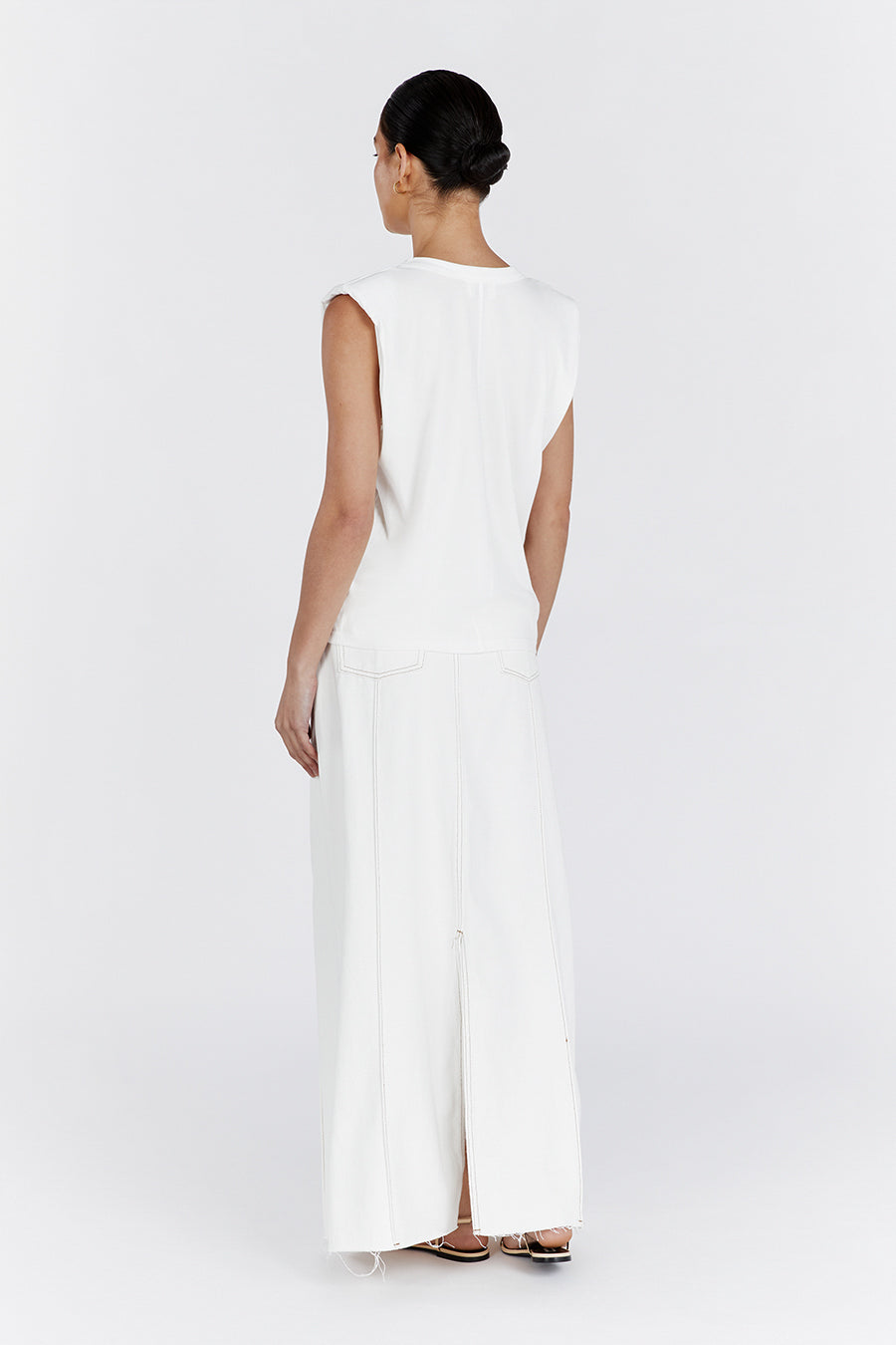 AIDEN OFF WHITE MUSCLE TANK