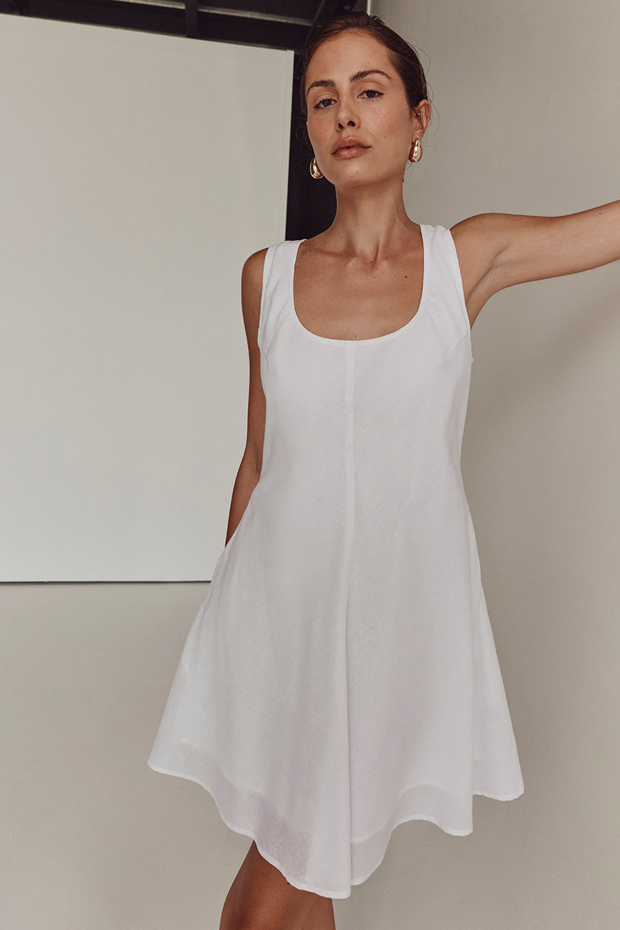 MONICA WHITE LINEN SCOOP MINI DRESS