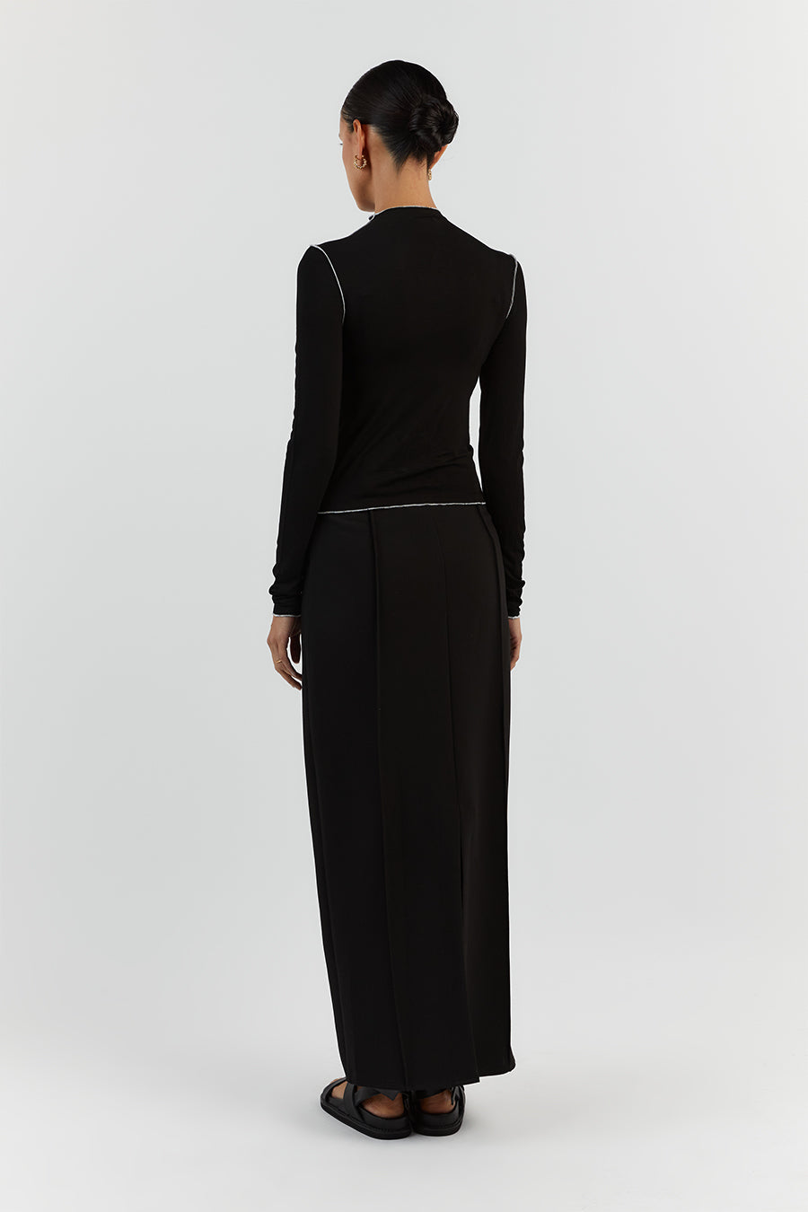 SOHO BLACK LONG SLEEVE TOP