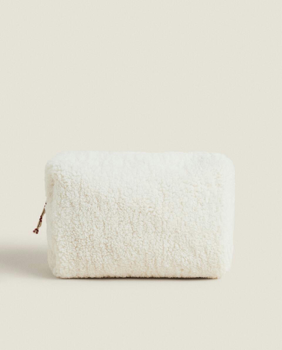 FAUX SHEARLING TOILETRY BAG