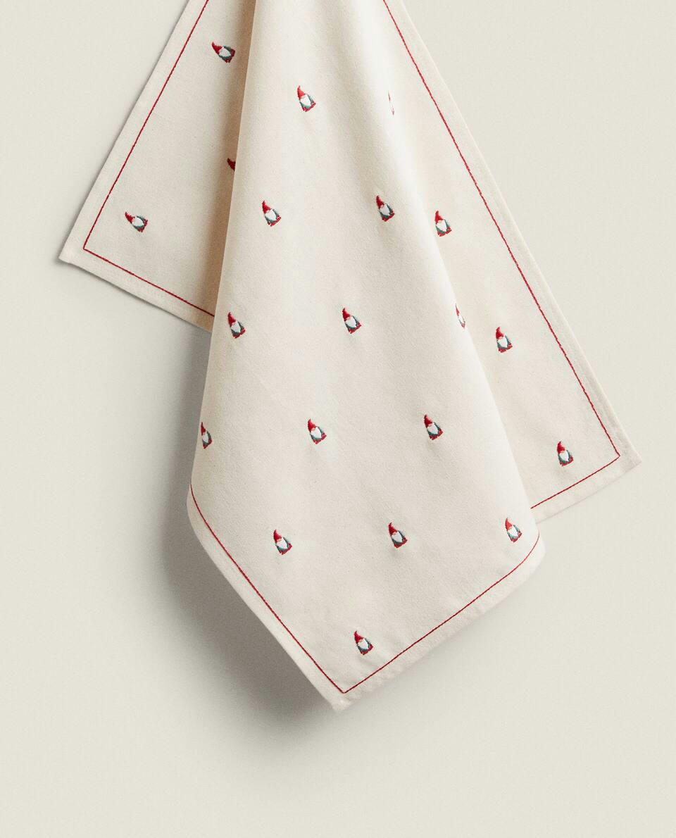 CHRISTMAS GNOME  TEA TOWEL