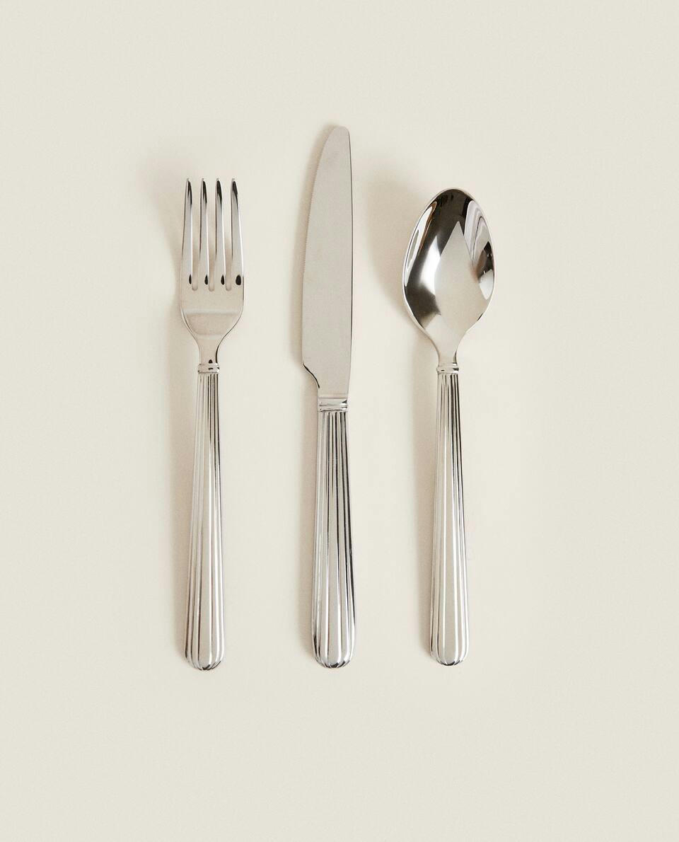 STEEL CUTLERY SET WITH SCORED HANDLE (3-PACK)