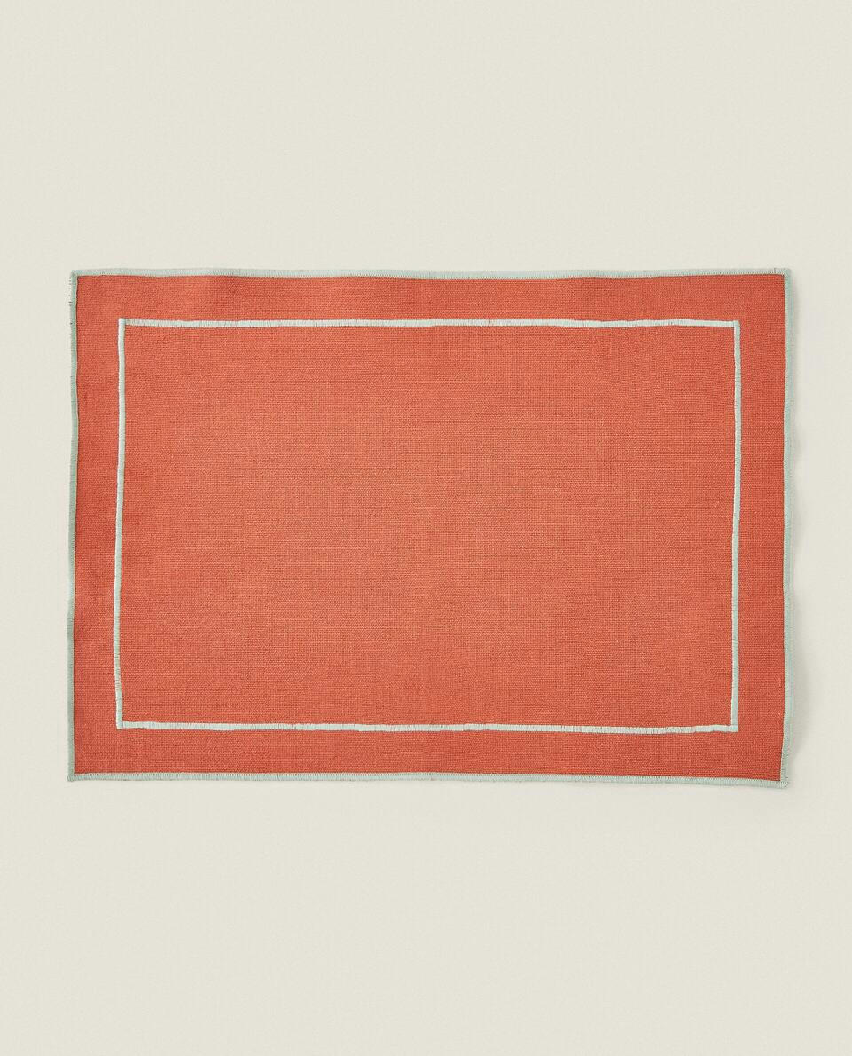 EMBROIDERED  PLACEMAT
