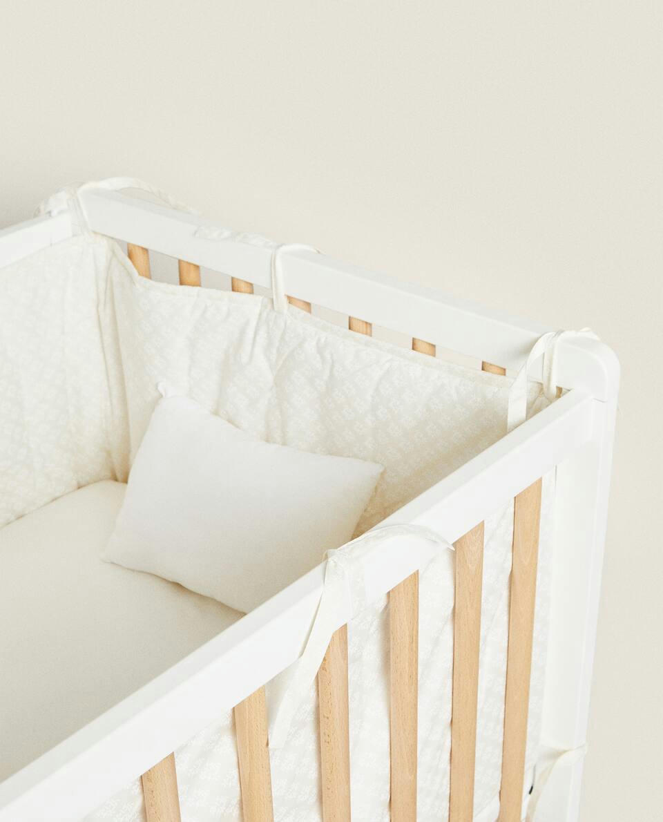 CHILDREN’S FLORAL COT BUMPER COVER