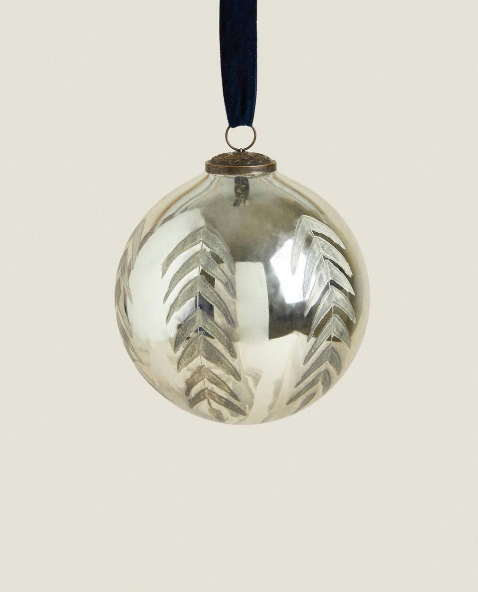 HERRINGBONE CHRISTMAS BAUBLE DECORATION