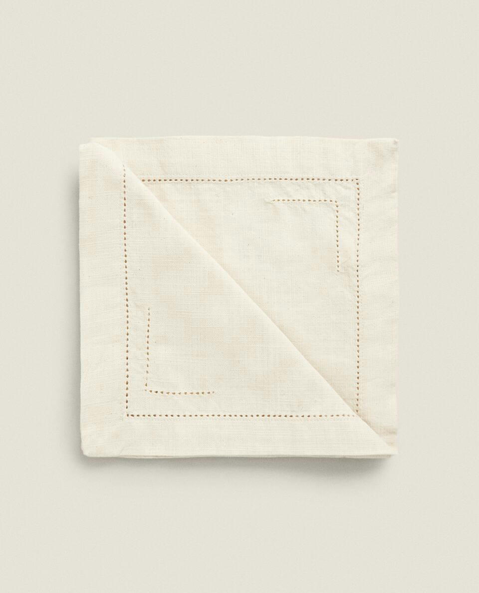 HEMSTITCHED  NAPKINS (PACK OF 2)