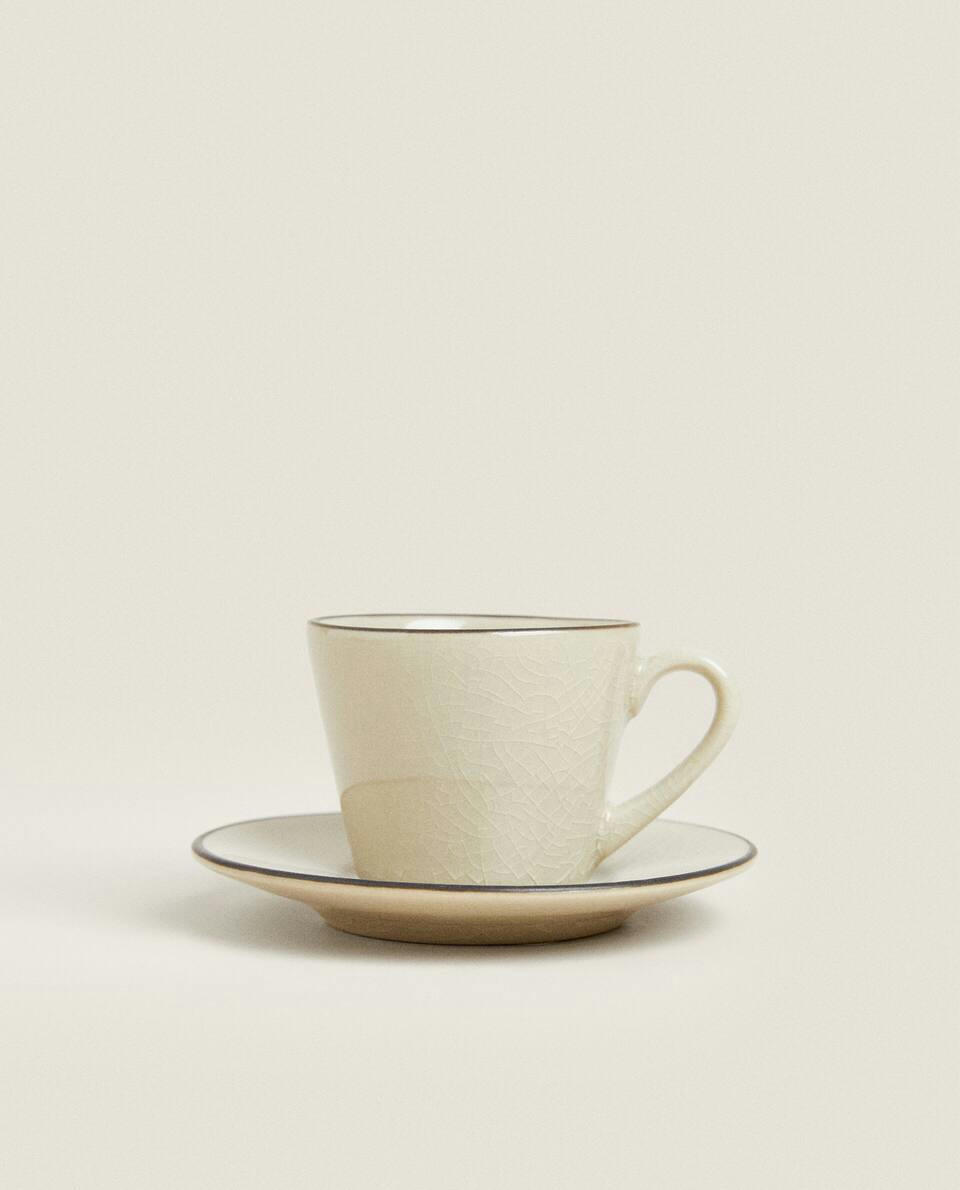 COFFEE CUP WITH RIM DETAIL