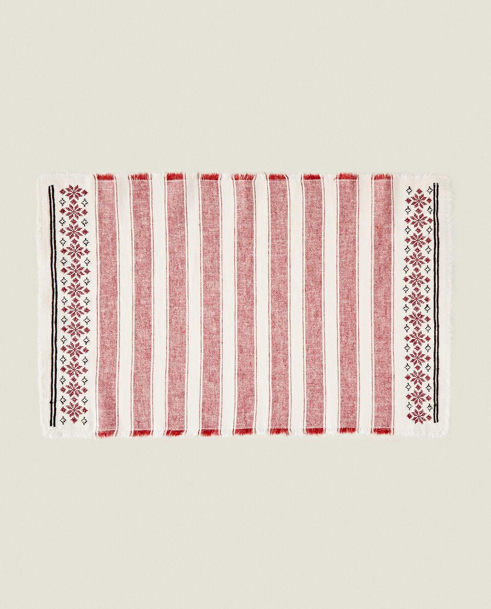 PLACEMAT WITH CHRISTMAS STRIPES