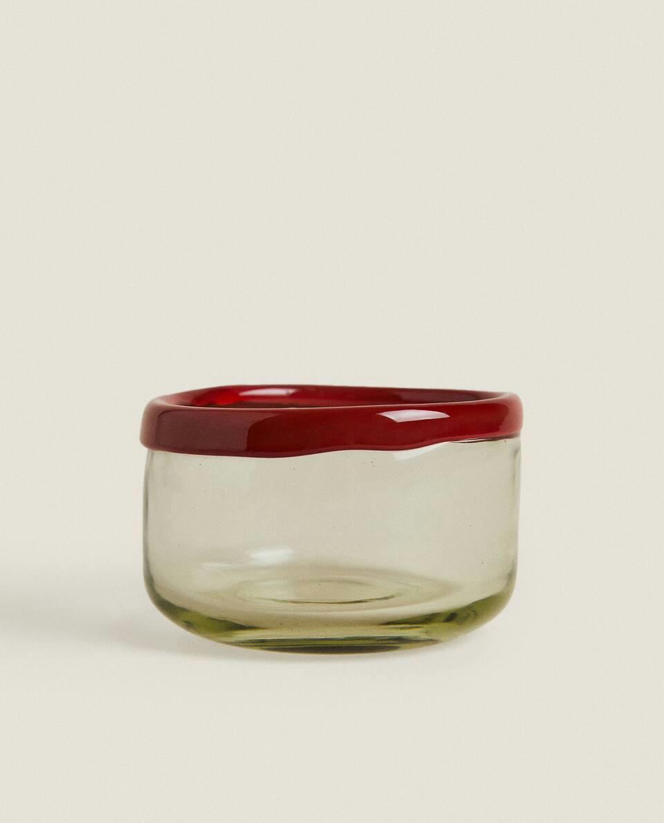 RIMMED  BOWL