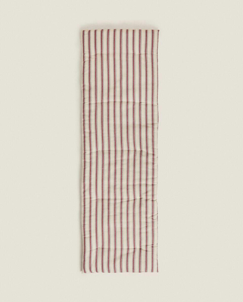 STRIPED CHRISTMAS TOPPER