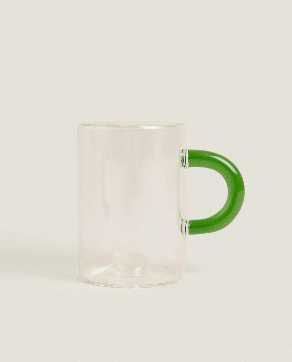 SALT SHAKER WITH COLOURED HANDLE