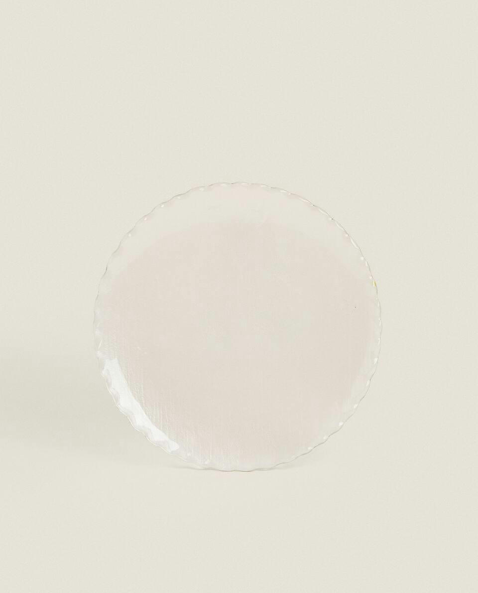 CHRISTMAS  DESSERT PLATE WITH GOLD RIM