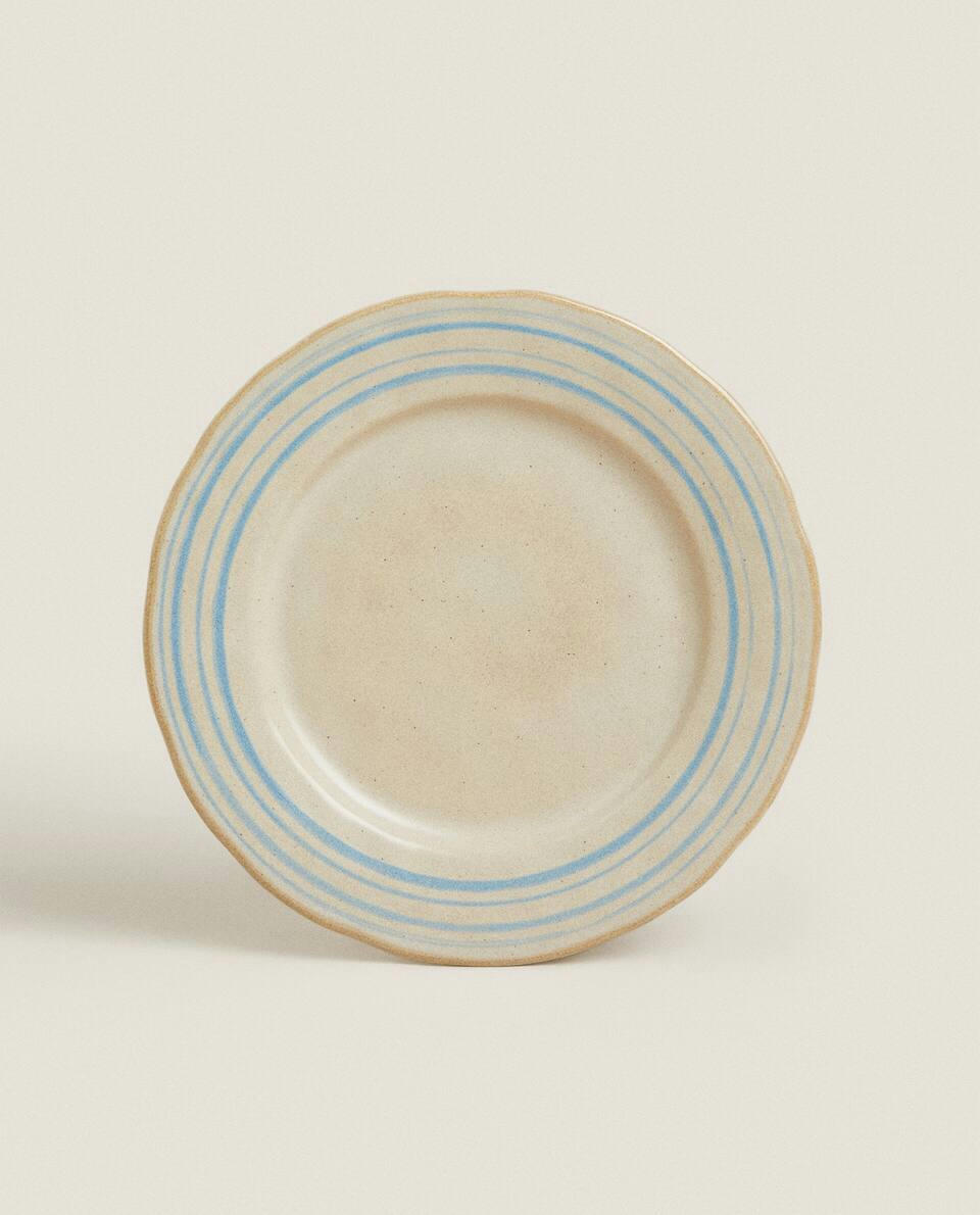 TABLEWARE WITH LINE DESIGN