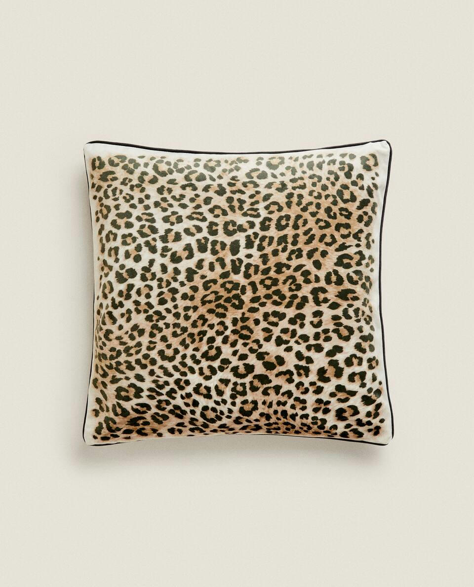 LEOPARD VELVET CUSHION COVER