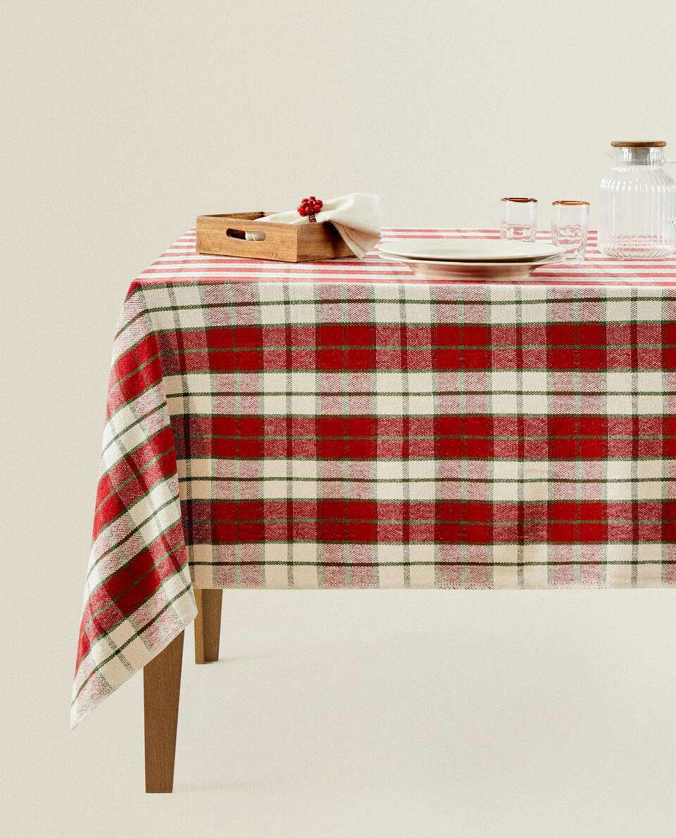 CHRISTMAS TARTAN  TABLECLOTH
