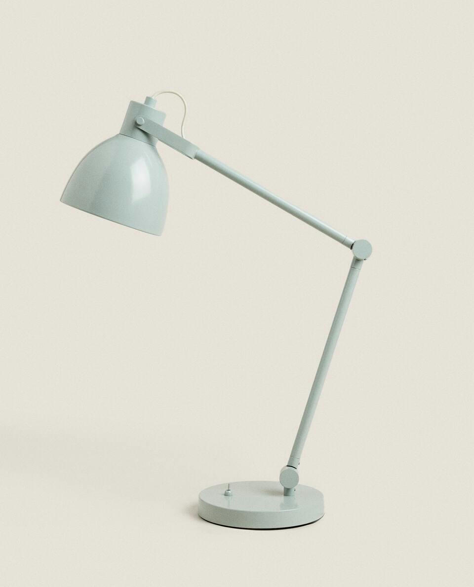 LACQUERED DESK LAMP WITH SWING ARM