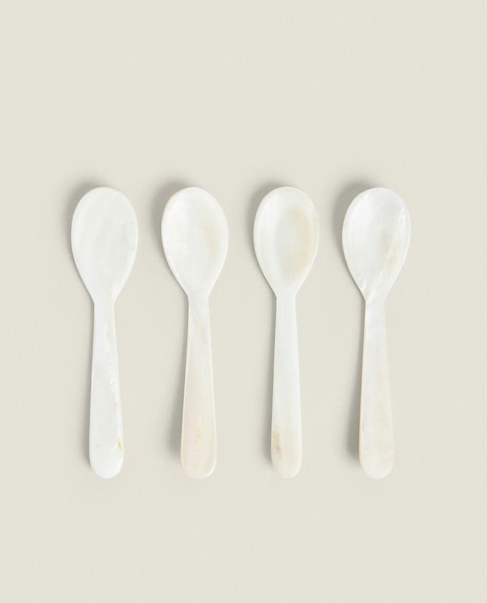 SET OF 4 CAVIAR SPOONS