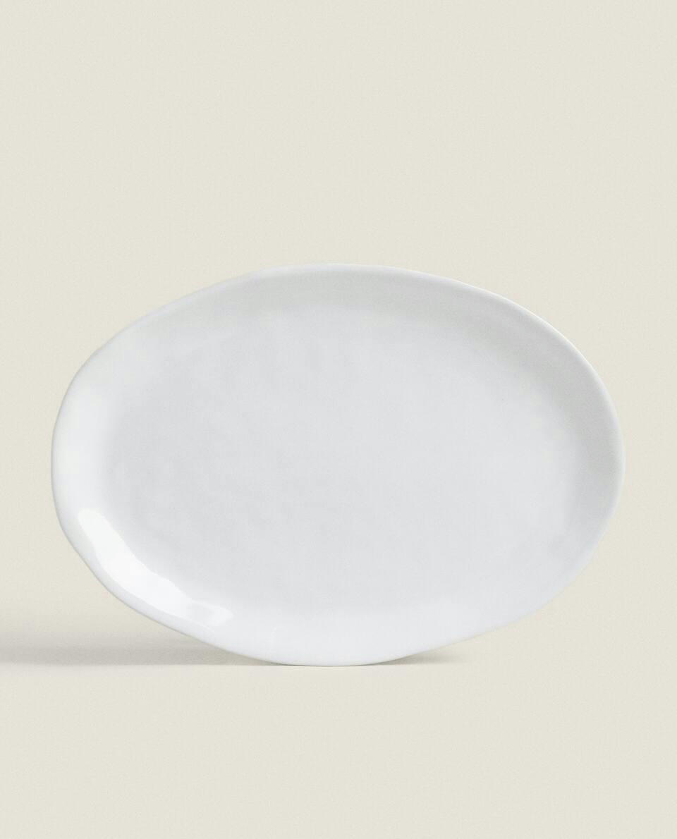 SET OF  SERVING DISHES