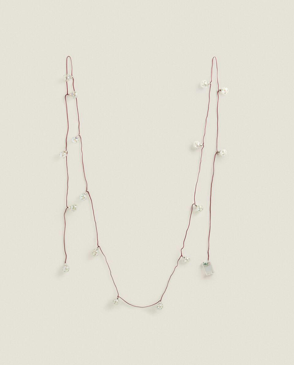 DECORATIVE CHRISTMAS BAUBLE GARLAND WITH LIGHTS