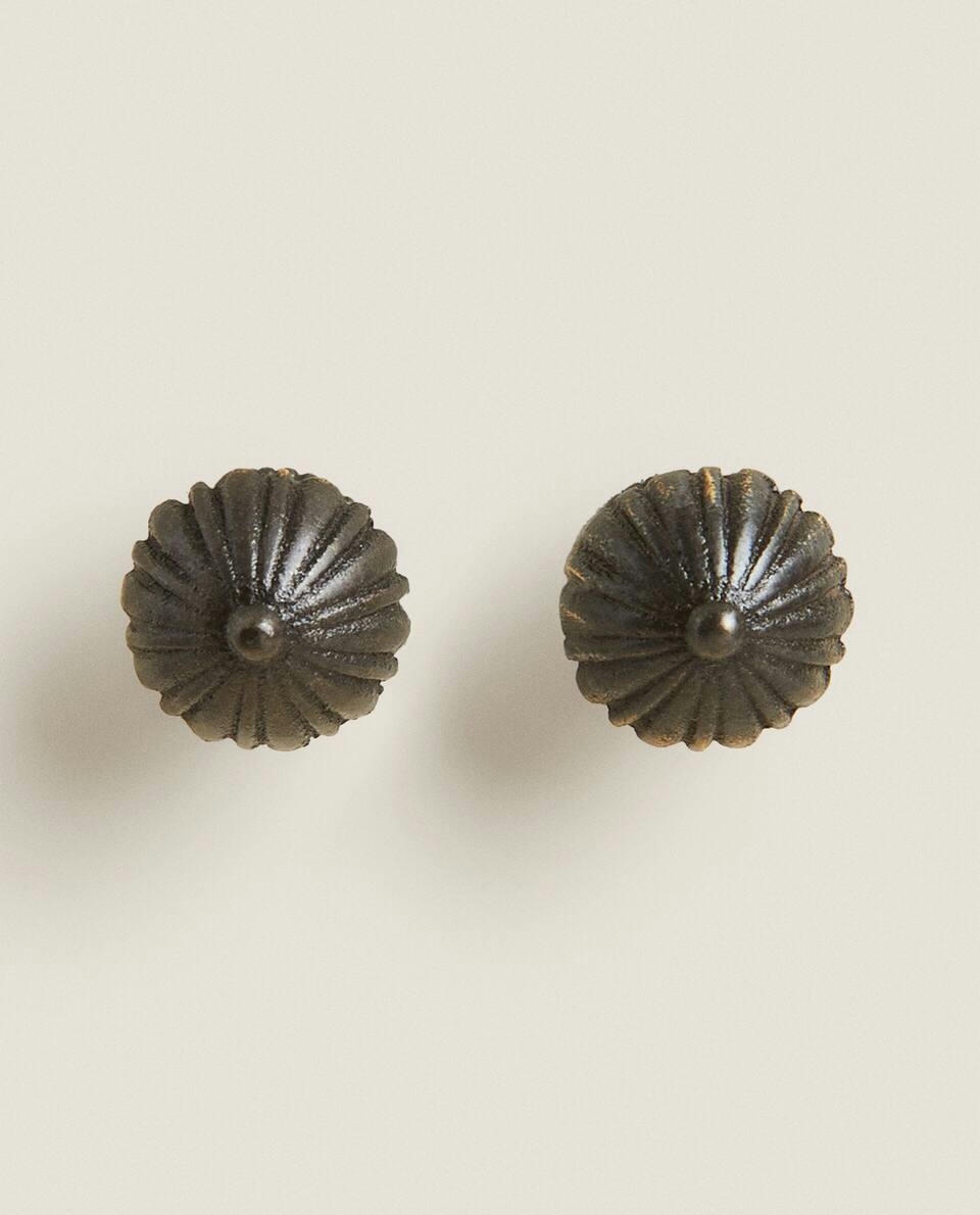 METAL FLOWER DOOR KNOB