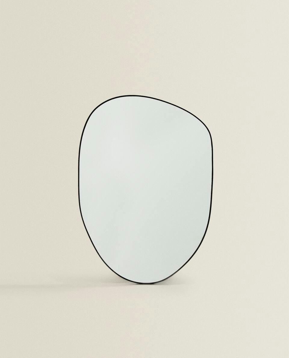 IRREGULAR WALL MIRROR