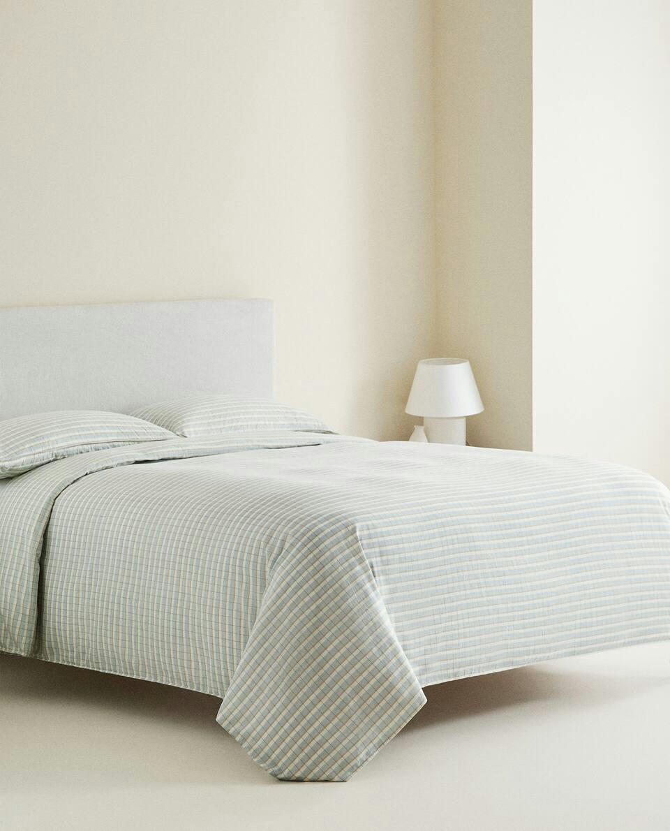 STRIPED  DUVET COVER