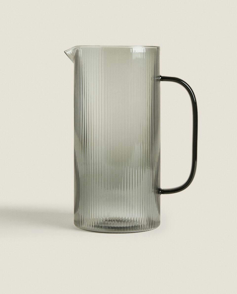 JUG WITH LINE DESIGN