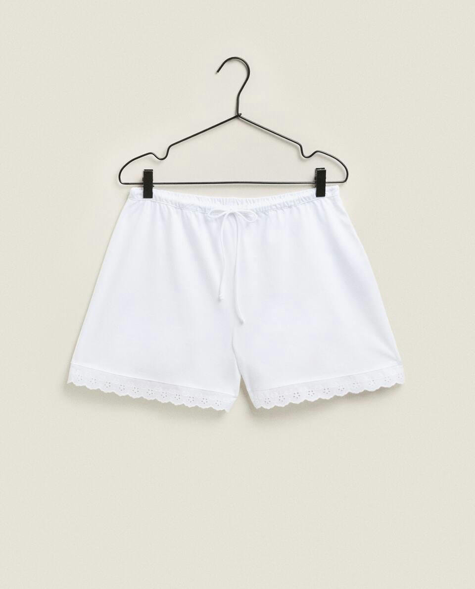 LACE TRIM SHORTS