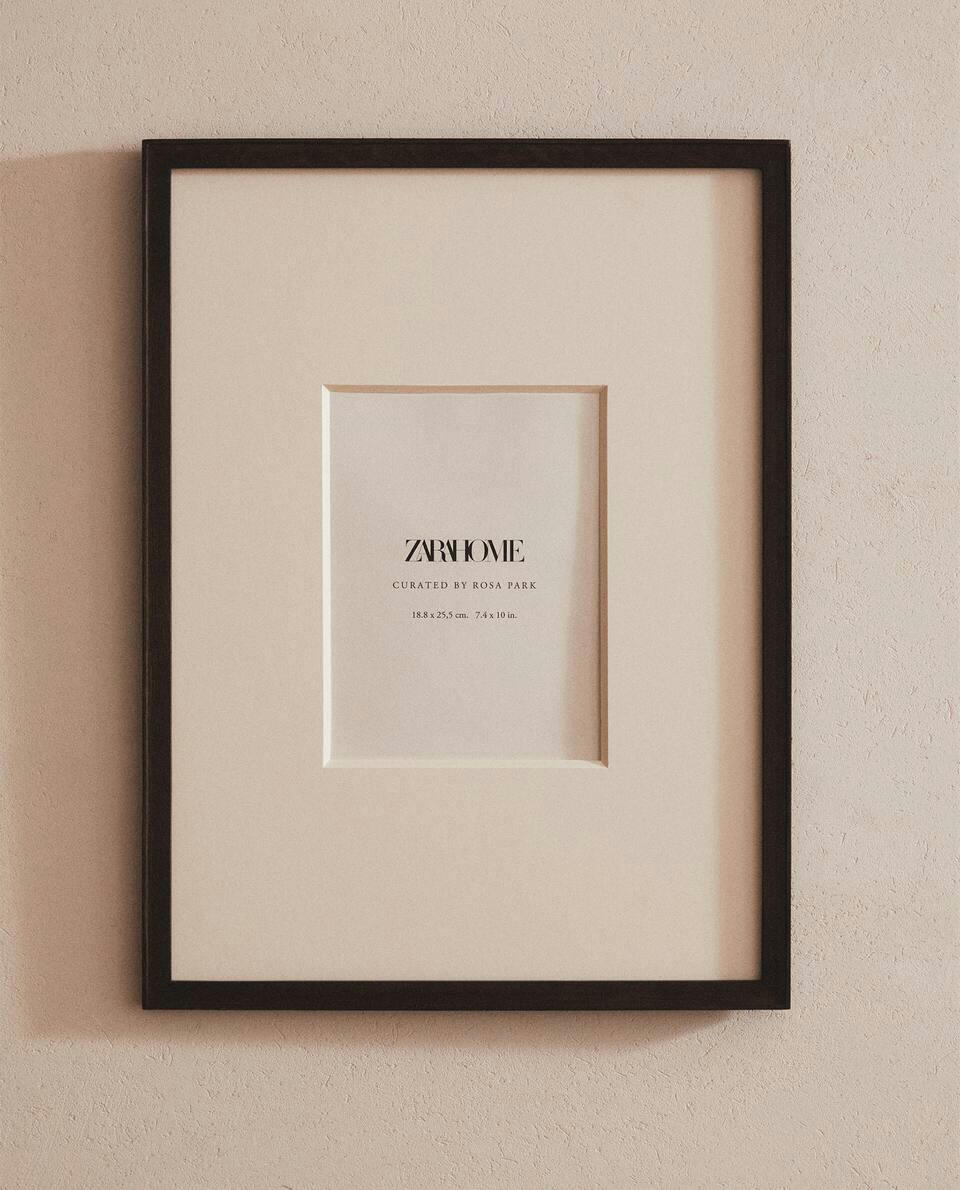 CLASSIC FRAME BY ROSA PARK