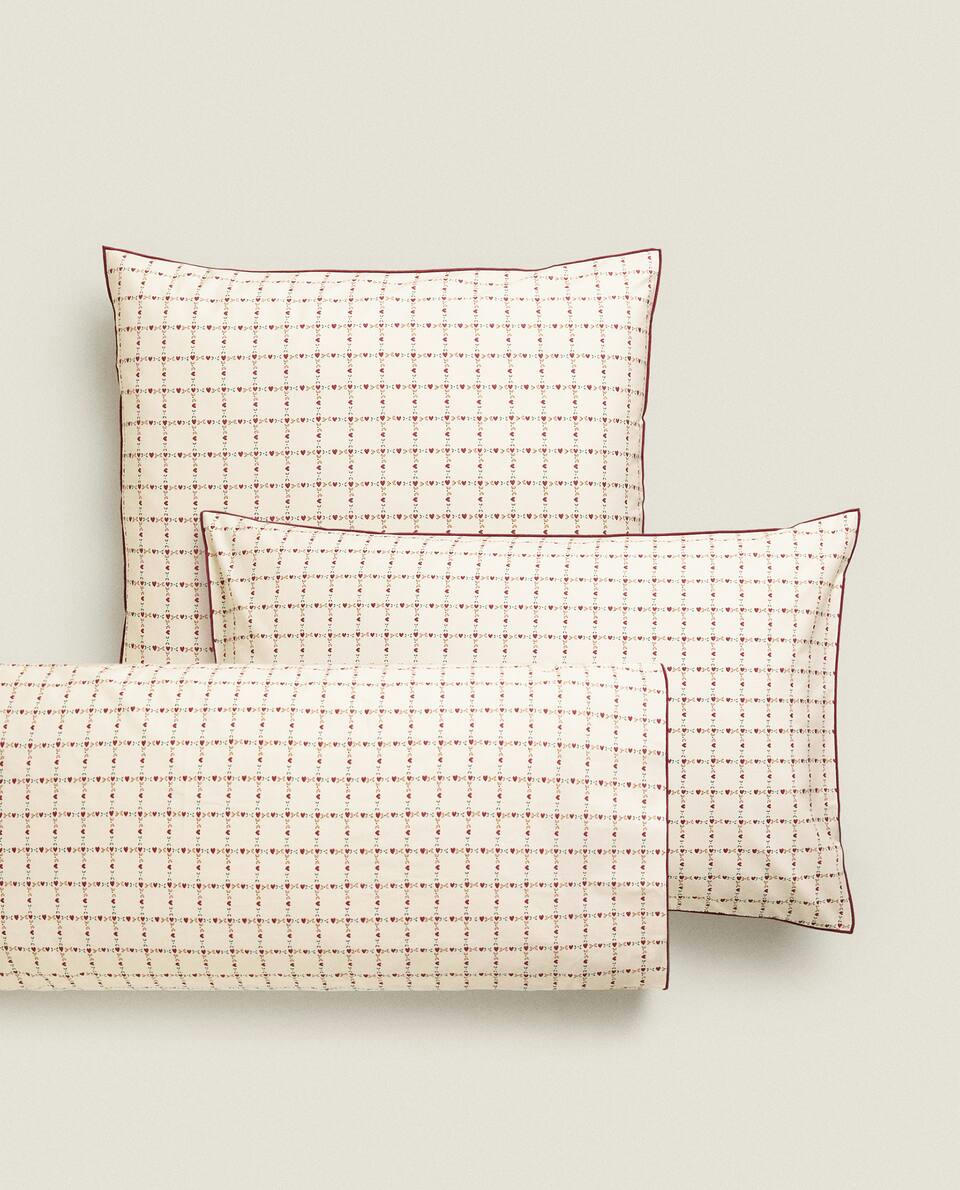 CHILDREN'S PERCALE PILLOWCASE WITH CHRISTMAS HEARTS