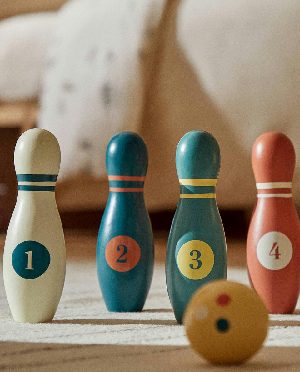 CHILDREN'S LE PETIT NICOLAS ? BOWLING SET